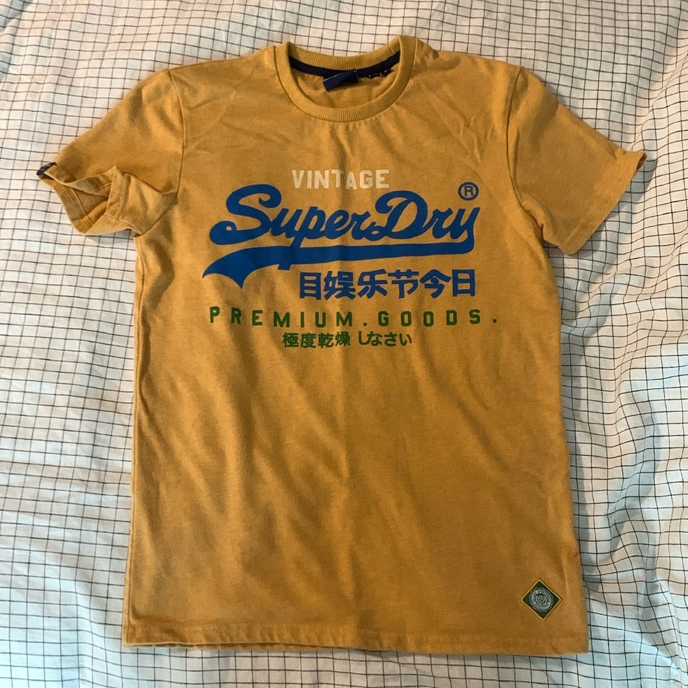 Superdry t- shirt
